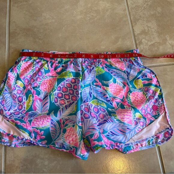 Lilly Pulitzer Ocean Trail Shorts In Maldives Green Turtle Wave - Picture 13 of 15